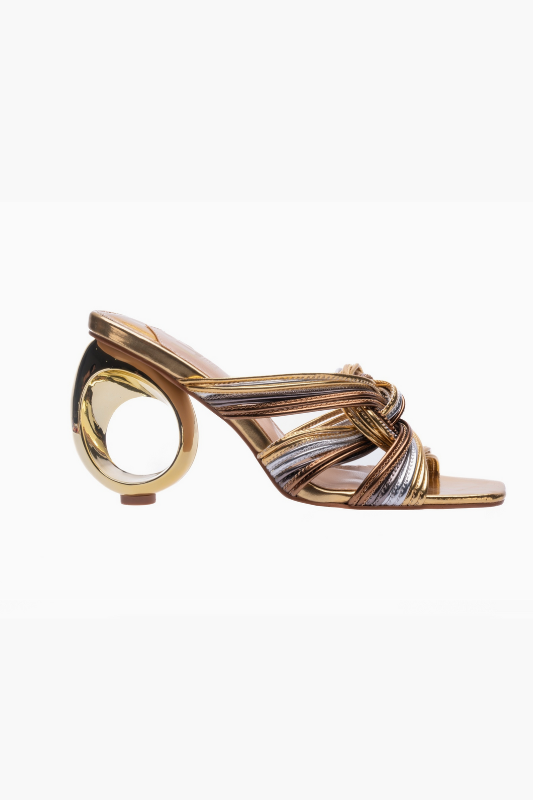 Brazilian Heel